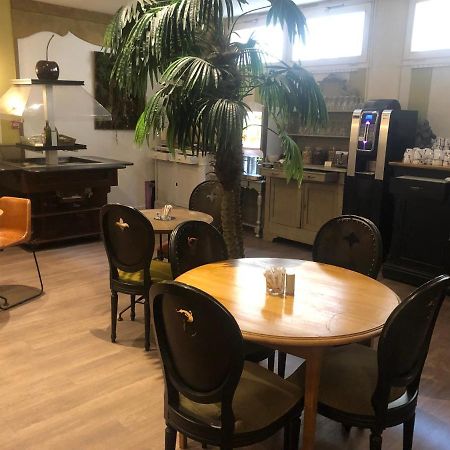 Hotel Saint Albert Sarlat Esterno foto