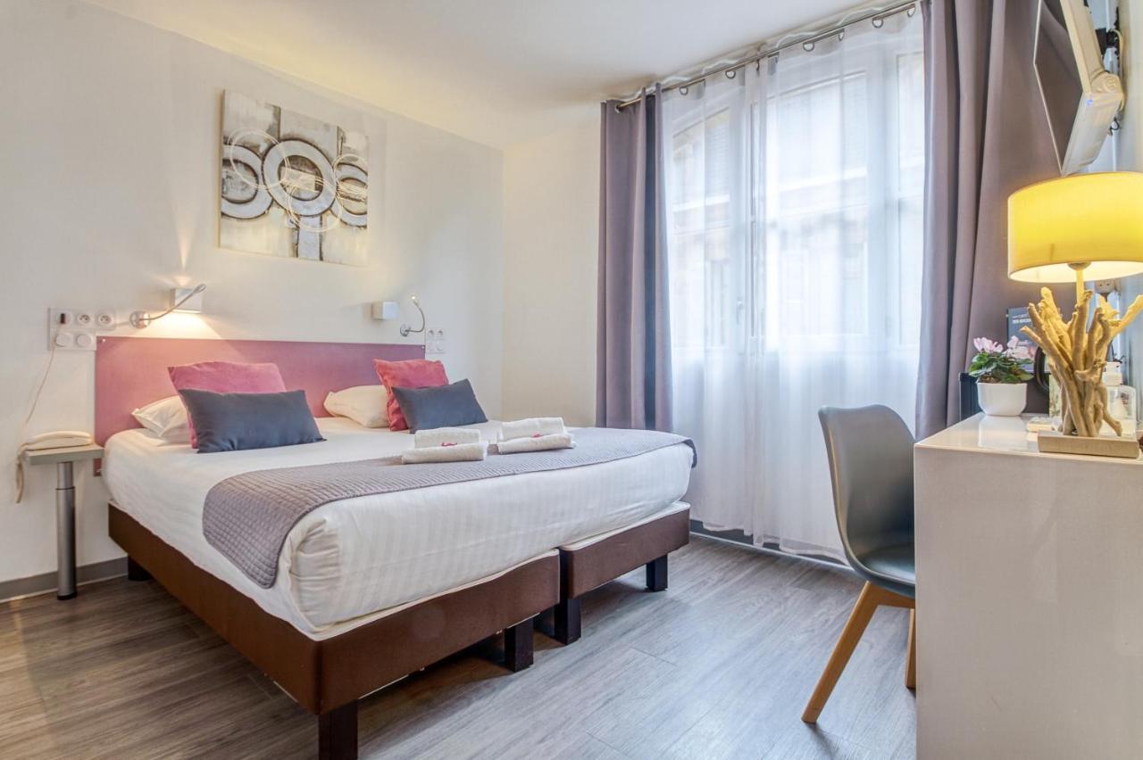 Hotel Saint Albert Sarlat Esterno foto